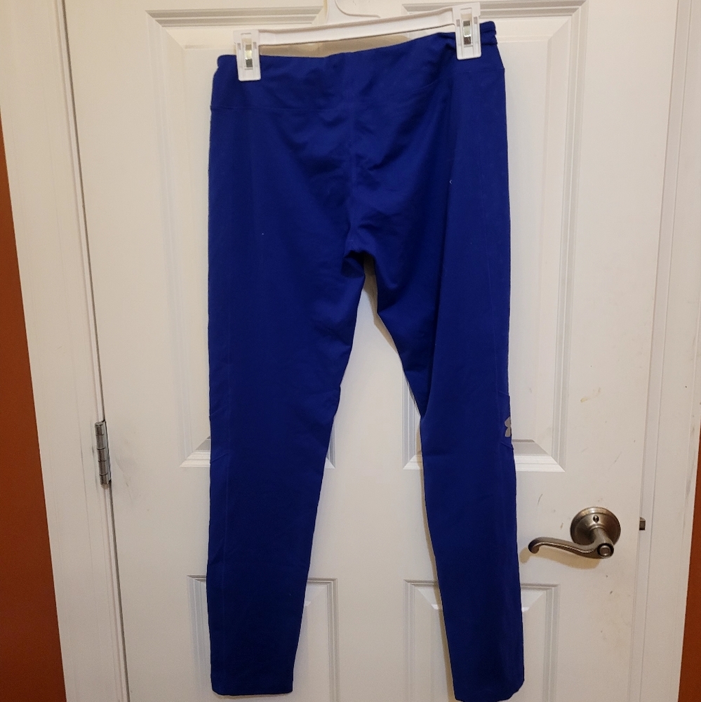 Purple leggings